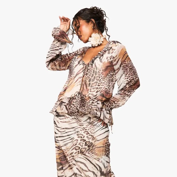 BOOHOO animal blouse - Picture 5 of 5